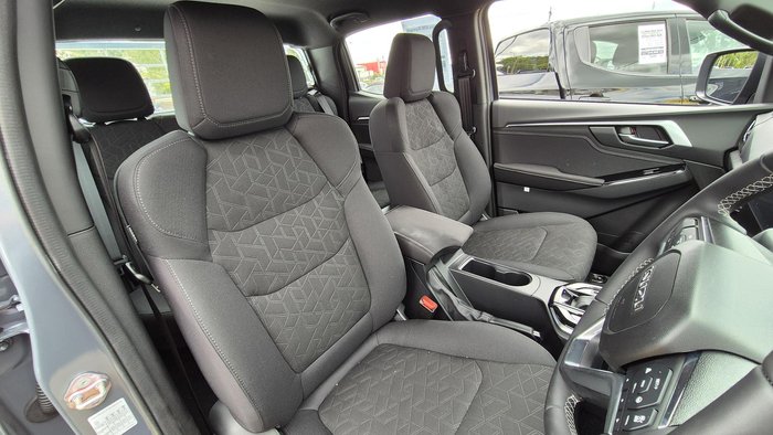 2025 Isuzu D-MAX LS-U