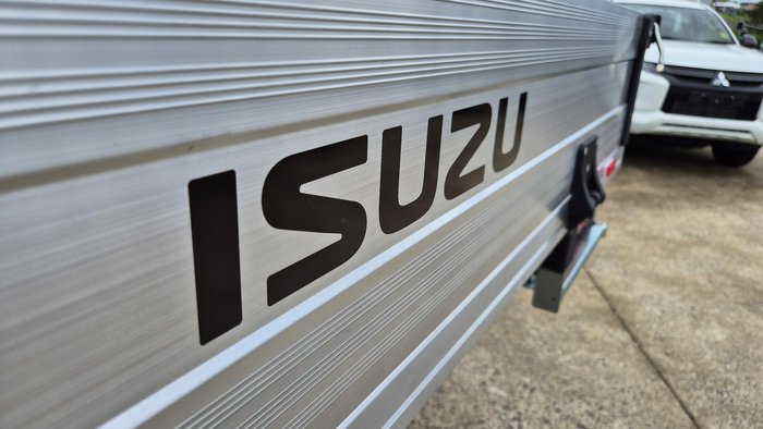 2025 Isuzu D-MAX LS-U