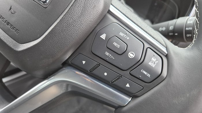 2025 Isuzu D-MAX LS-U