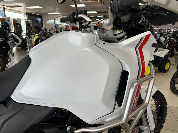 2022 Ducati Desert X Desert X White