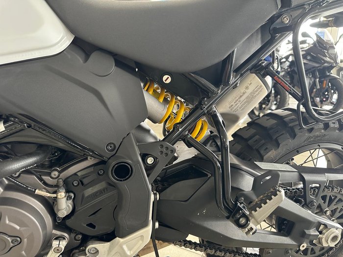 2022 Ducati Desert X Desert X White