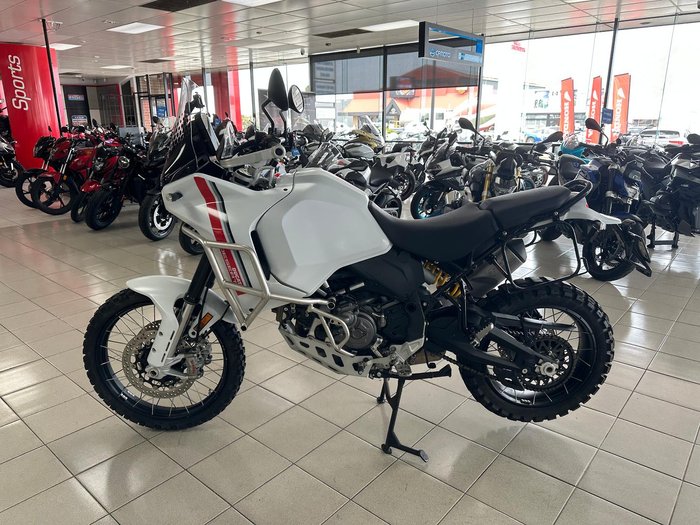 2022 Ducati Desert X Desert X White