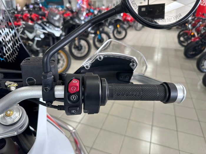 2022 Ducati Desert X Desert X White