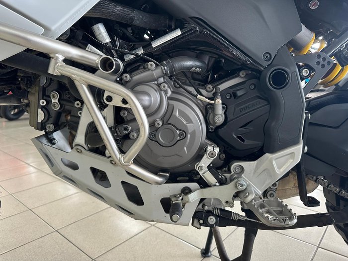 2022 Ducati Desert X Desert X White