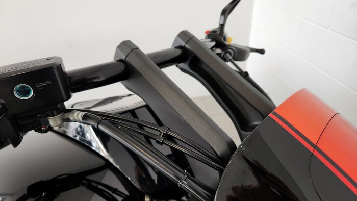 2018 Suzuki Boulevard M109R Black Edition (VZR1800BZ) Boulevard Black