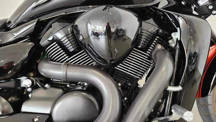 2018 Suzuki Boulevard M109R Black Edition (VZR1800BZ) Boulevard Black
