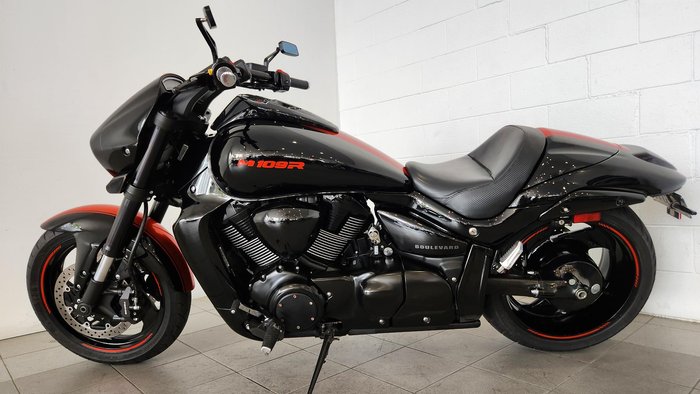2018 Suzuki Boulevard M109R Black Edition (VZR1800BZ) Boulevard Black