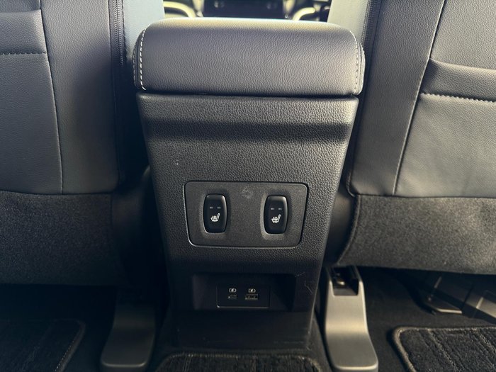 2024 Mitsubishi Eclipse Cross PHEV Exceed