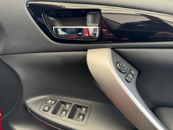 2024 Mitsubishi Eclipse Cross PHEV Exceed