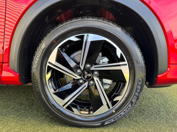 2024 Mitsubishi Eclipse Cross PHEV Exceed