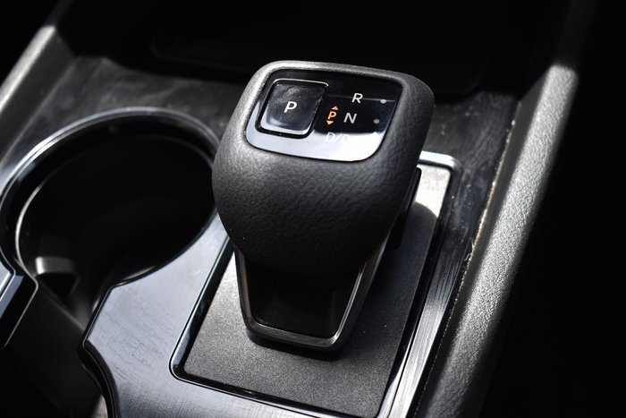 2024 Nissan X-TRAIL ST