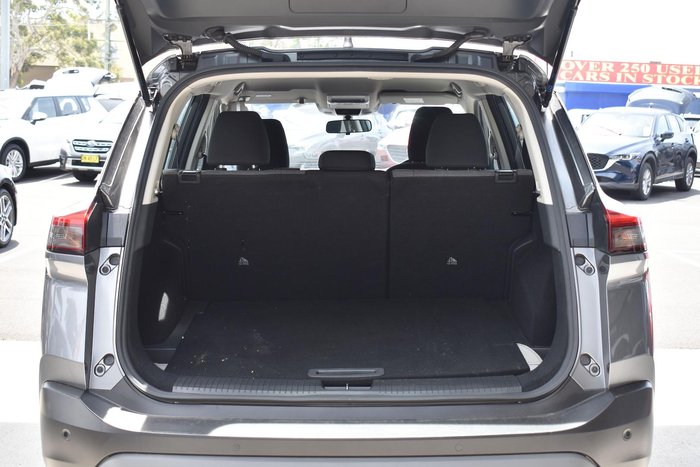 2024 Nissan X-TRAIL ST