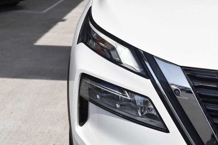 2024 Nissan X-TRAIL ST