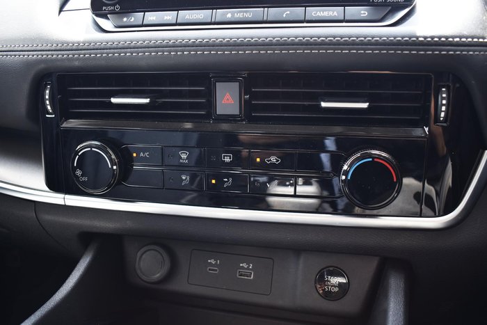 2024 Nissan X-TRAIL ST