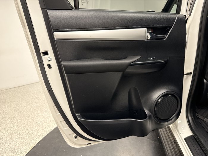 2019 Toyota Hilux SR5