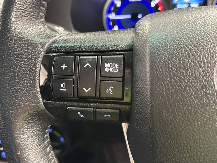 2019 Toyota Hilux SR5