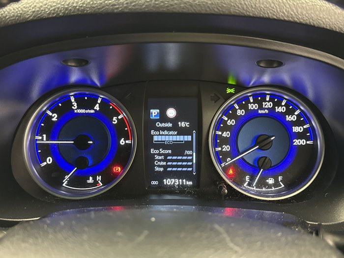 2019 Toyota Hilux SR5