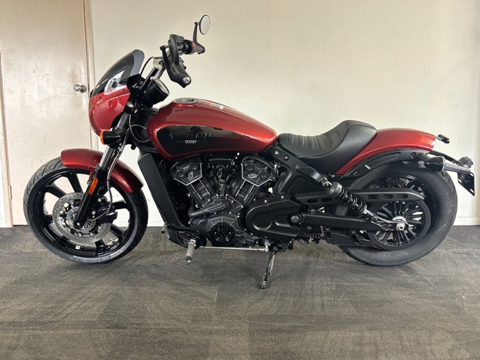 2023 Indian SCOUT ROGUE copper metal