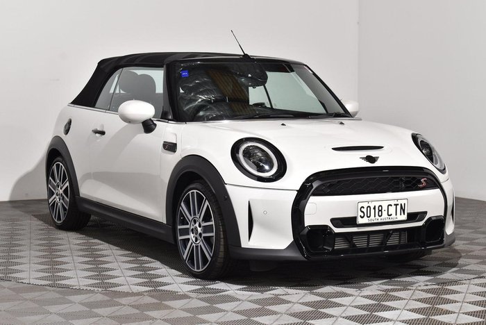 2023 MINI Convertible Cooper S Classic