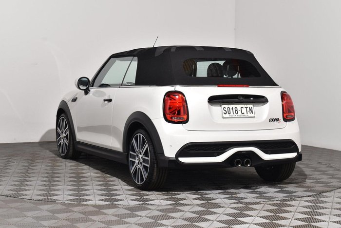 2023 MINI Convertible Cooper S Classic