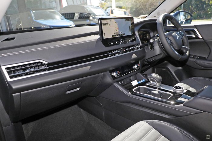 2025 Mitsubishi Outlander Aspire