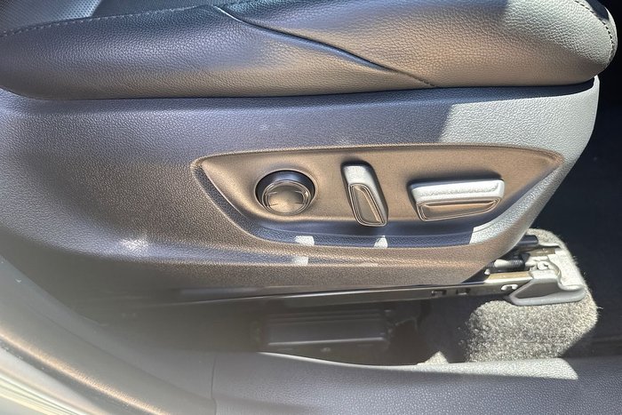 2023 Toyota Corolla Cross Atmos