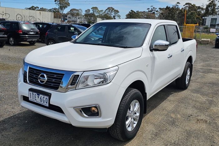 2020 Nissan Navara RX