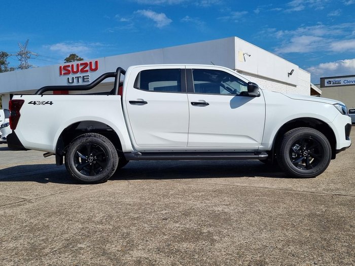 2025 Isuzu D-MAX X-RIDER