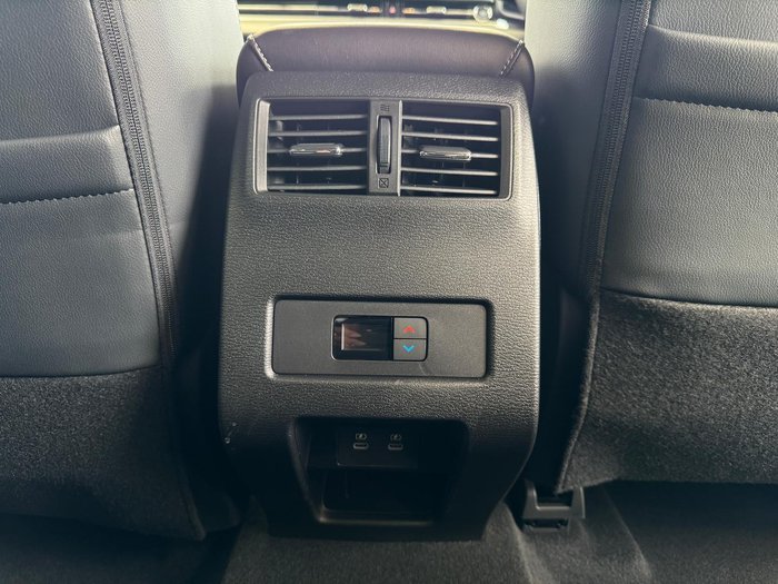 2025 Mitsubishi Outlander Exceed