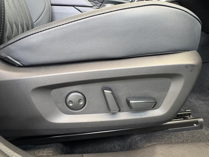 2025 Mitsubishi Outlander Exceed