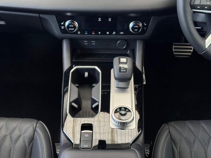 2025 Mitsubishi Outlander Exceed