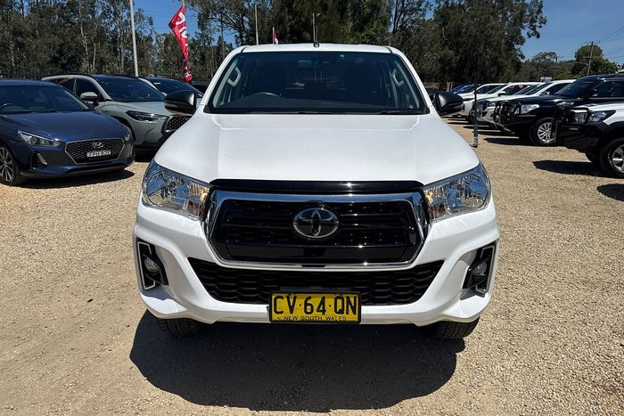 2019 Toyota Hilux SR