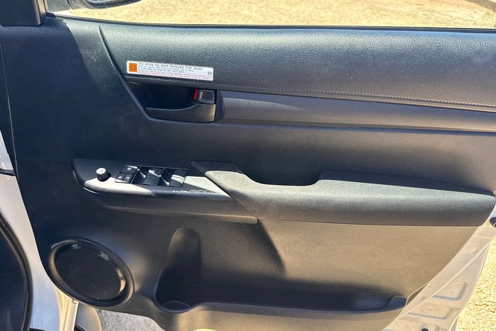 2019 Toyota Hilux SR