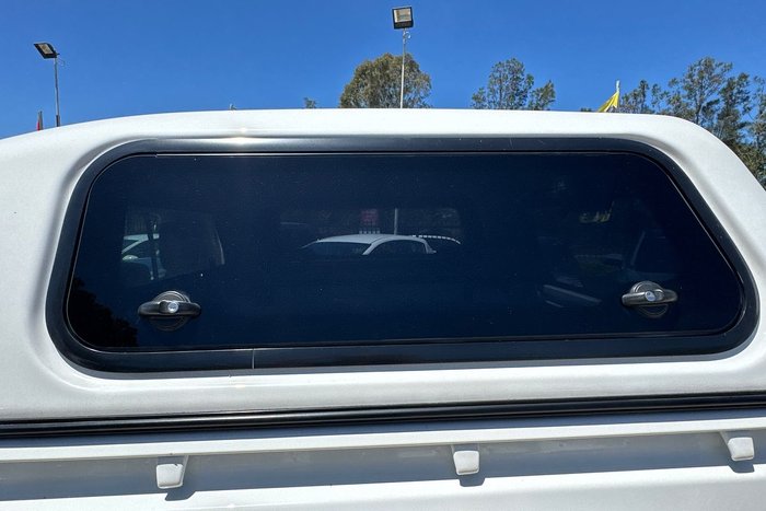 2019 Toyota Hilux SR