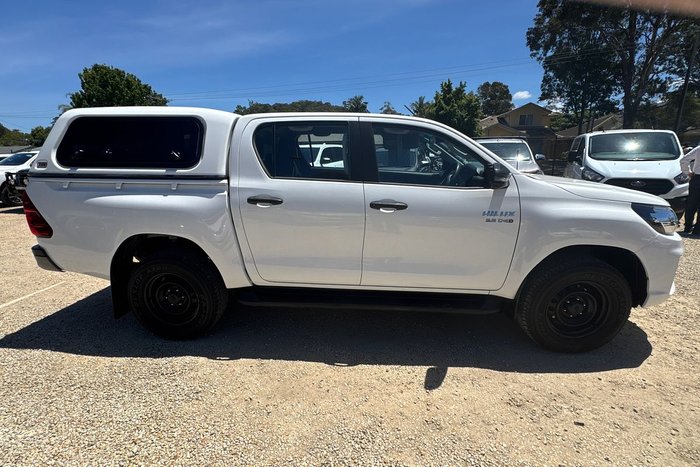2019 Toyota Hilux SR