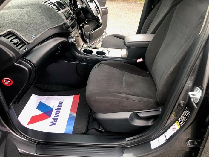 2012 Toyota Kluger KX-R