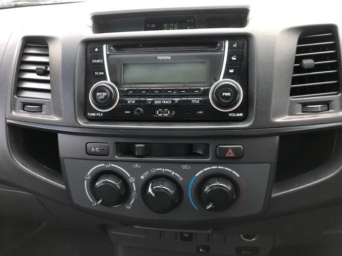 2013 Toyota Hilux SR