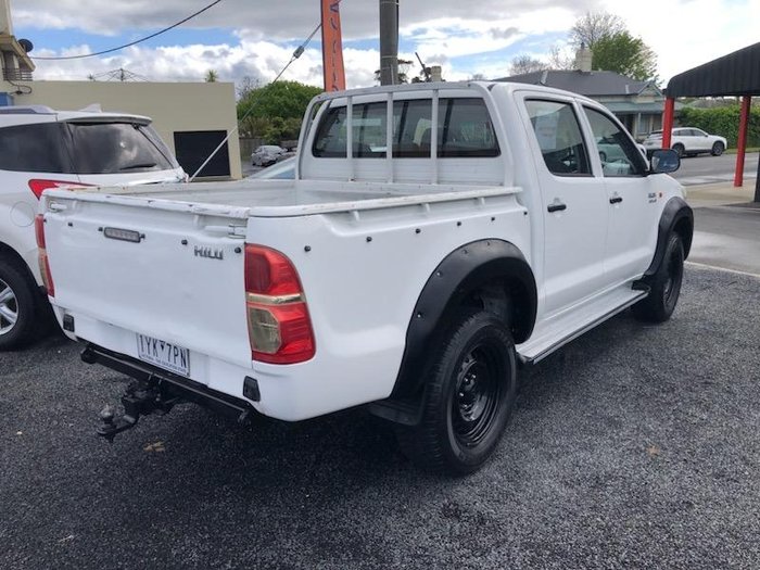 2013 Toyota Hilux SR
