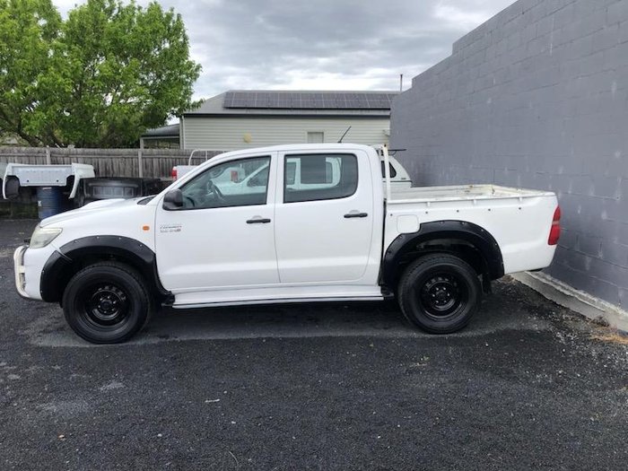 2013 Toyota Hilux SR