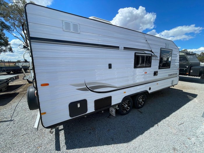 2018 Newlands Tourister 610