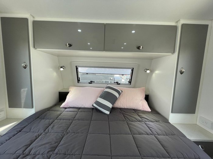 2018 Newlands Tourister 610