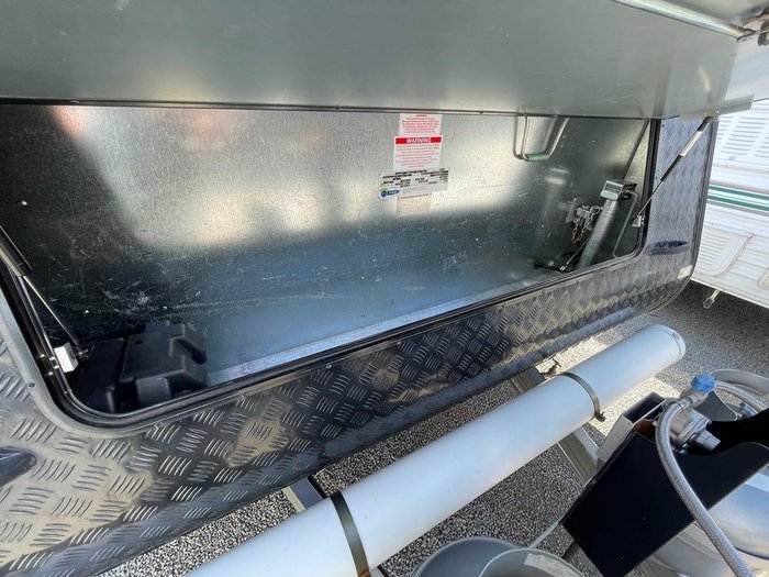 2018 Newlands Tourister 610