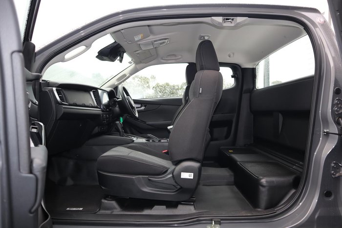 2025 Mazda BT-50 XT