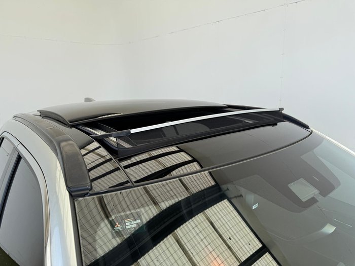 2024 Mitsubishi Eclipse Cross PHEV Exceed