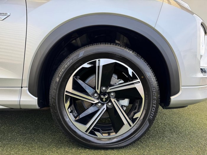 2024 Mitsubishi Eclipse Cross PHEV Exceed