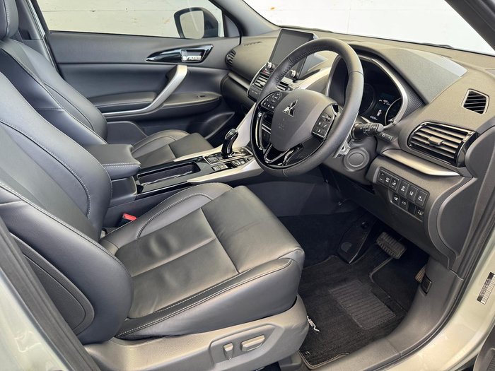 2024 Mitsubishi Eclipse Cross PHEV Exceed