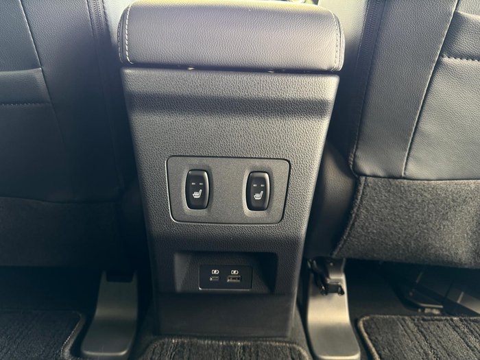 2024 Mitsubishi Eclipse Cross PHEV Exceed