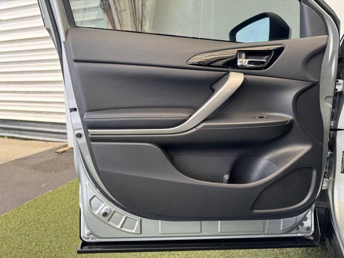 2024 Mitsubishi Eclipse Cross PHEV Exceed