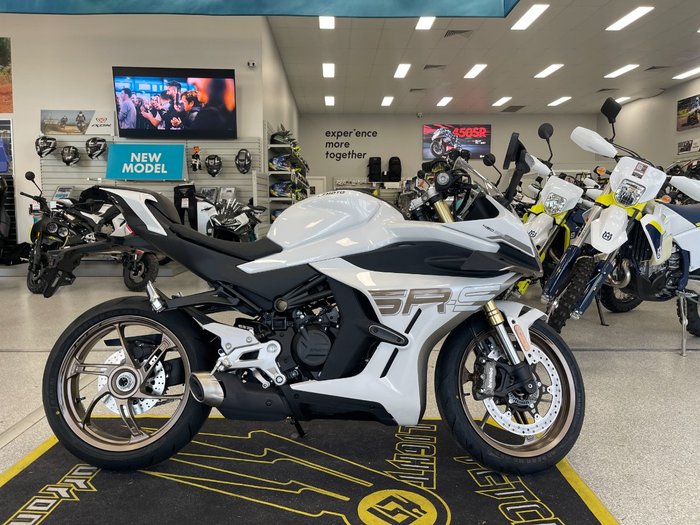 2025 CFMOTO 450 SR S NEBULA WHITE