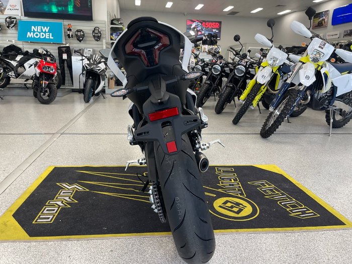 2025 CFMOTO 450 SR S NEBULA WHITE